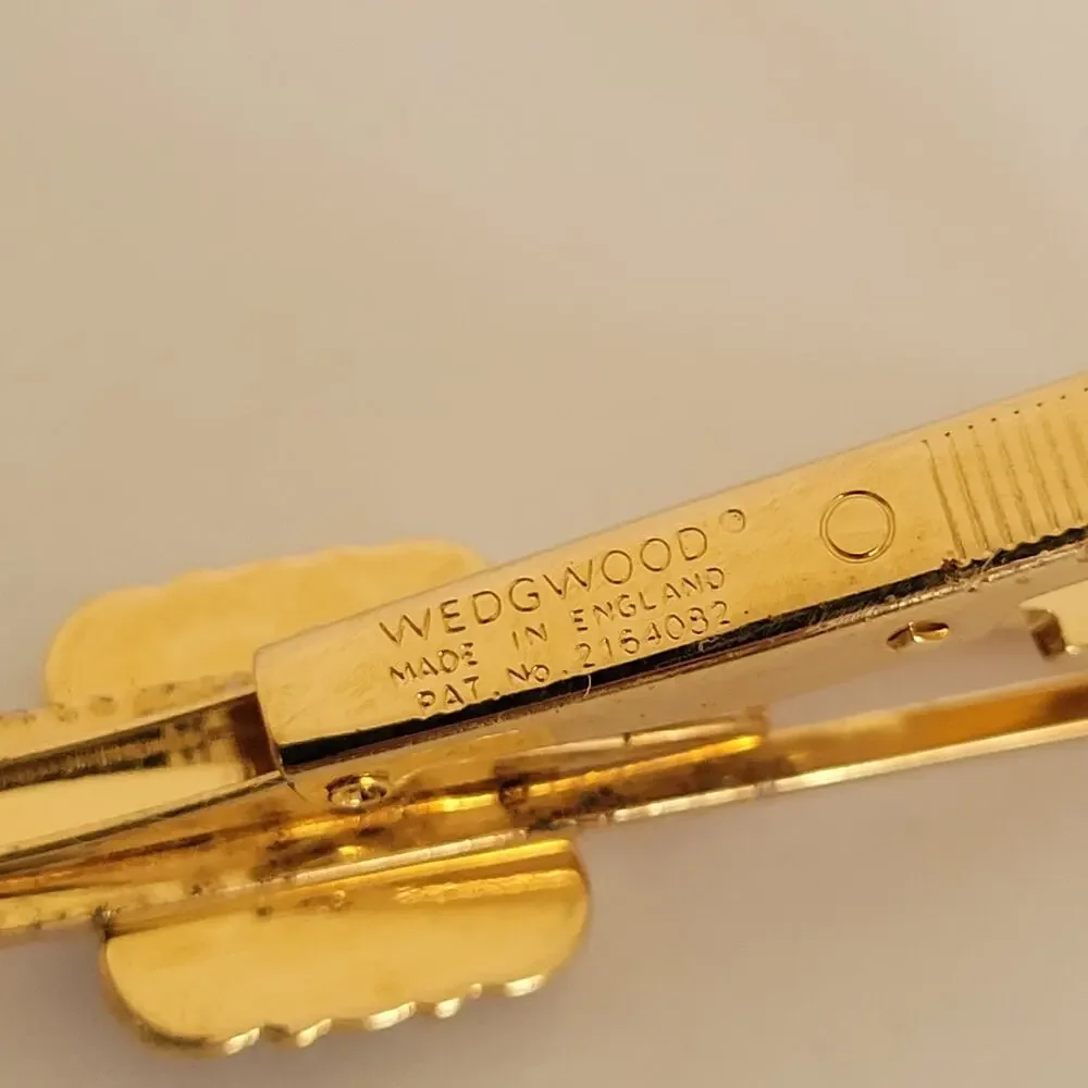 Wedgwood Gold Green Tone‎ Tie Bar Clip with Jasper Horse Cameo Vintage Retro